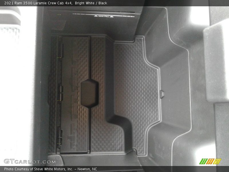 Bright White / Black 2021 Ram 3500 Laramie Crew Cab 4x4