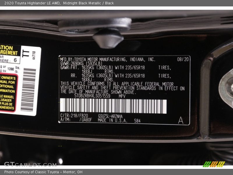 Midnight Black Metallic / Black 2020 Toyota Highlander LE AWD