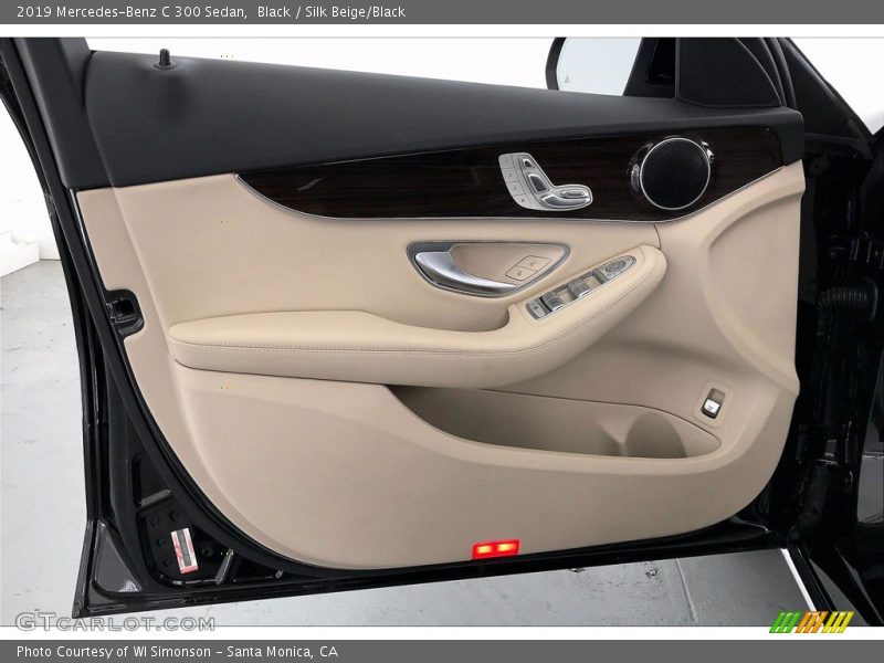 Black / Silk Beige/Black 2019 Mercedes-Benz C 300 Sedan