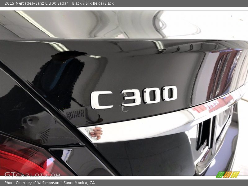 Black / Silk Beige/Black 2019 Mercedes-Benz C 300 Sedan