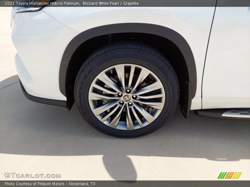 Blizzard White Pearl / Graphite 2021 Toyota Highlander Hybrid Platinum
