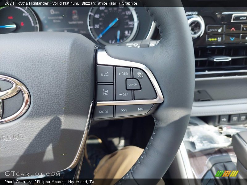 Blizzard White Pearl / Graphite 2021 Toyota Highlander Hybrid Platinum