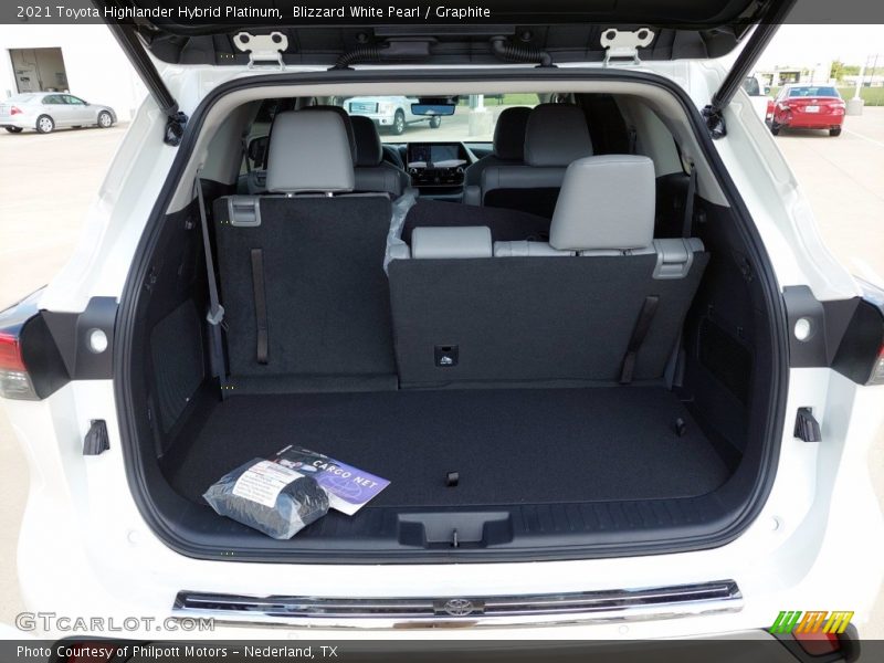 Blizzard White Pearl / Graphite 2021 Toyota Highlander Hybrid Platinum