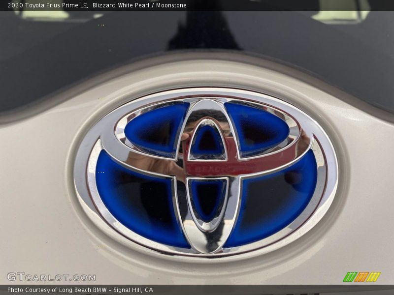  2020 Prius Prime LE Logo