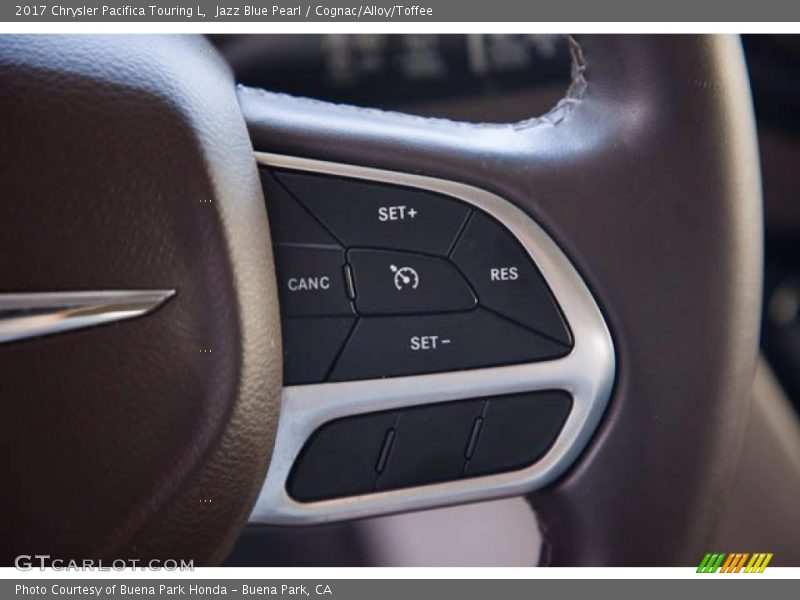 Jazz Blue Pearl / Cognac/Alloy/Toffee 2017 Chrysler Pacifica Touring L