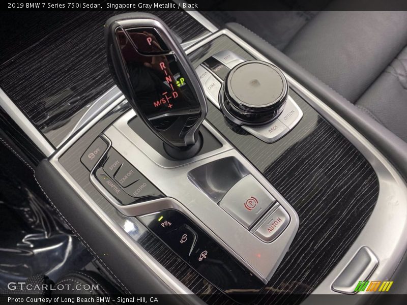 Singapore Gray Metallic / Black 2019 BMW 7 Series 750i Sedan
