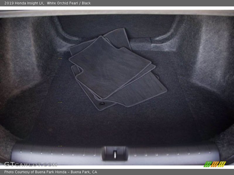 White Orchid Pearl / Black 2019 Honda Insight LX