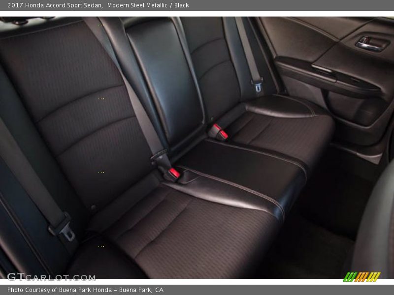 Modern Steel Metallic / Black 2017 Honda Accord Sport Sedan