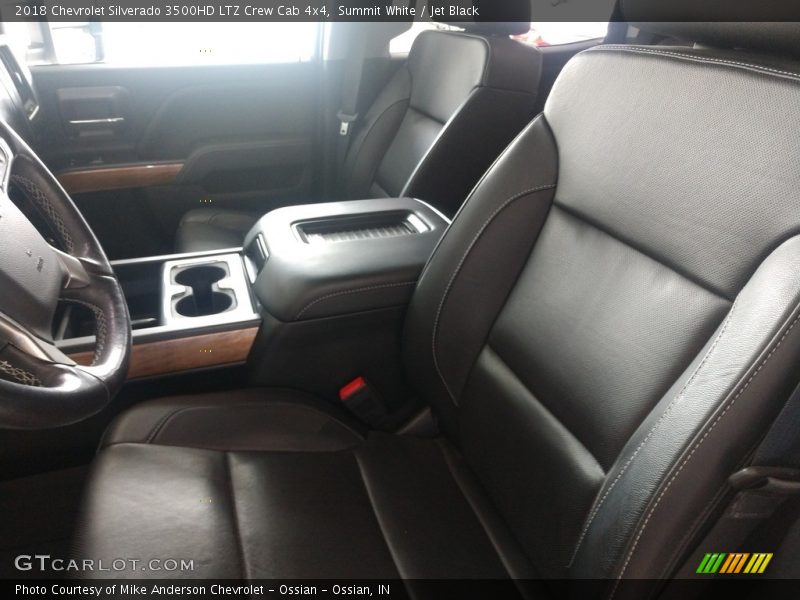 Summit White / Jet Black 2018 Chevrolet Silverado 3500HD LTZ Crew Cab 4x4