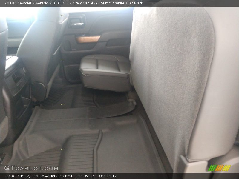 Summit White / Jet Black 2018 Chevrolet Silverado 3500HD LTZ Crew Cab 4x4