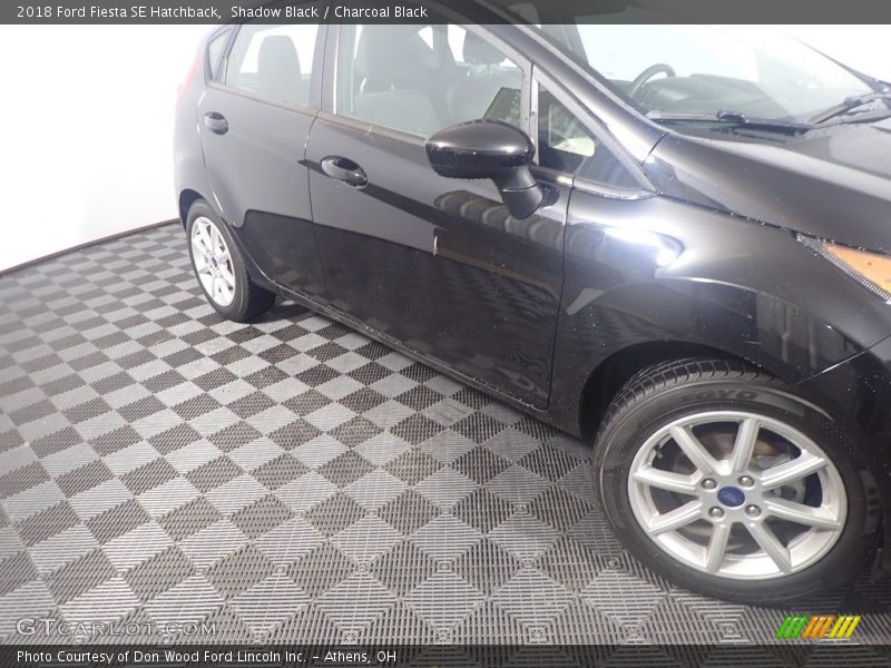 Shadow Black / Charcoal Black 2018 Ford Fiesta SE Hatchback