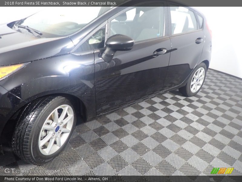 Shadow Black / Charcoal Black 2018 Ford Fiesta SE Hatchback