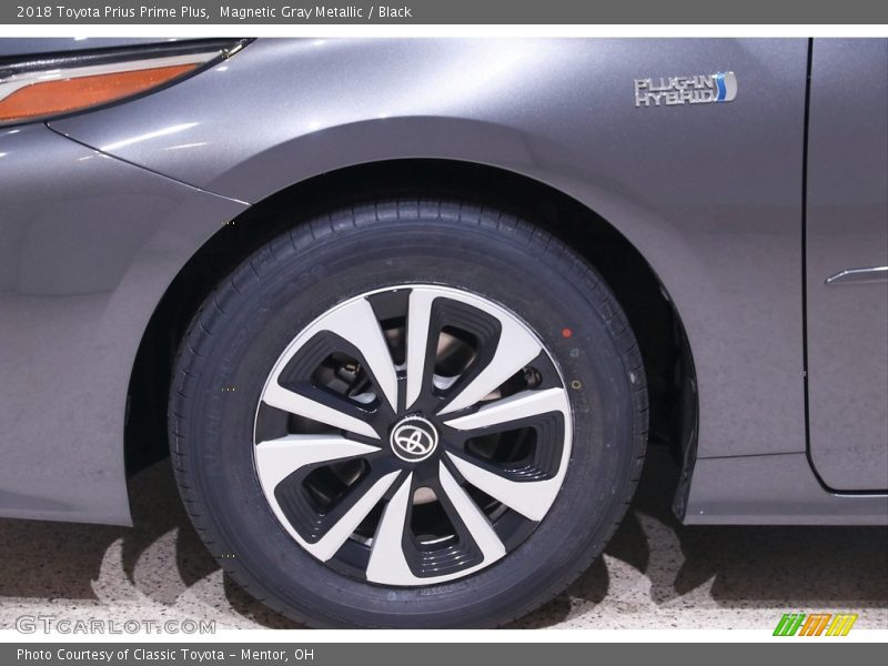 Magnetic Gray Metallic / Black 2018 Toyota Prius Prime Plus