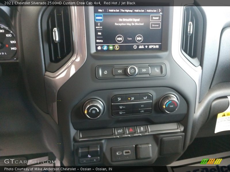 Controls of 2021 Silverado 2500HD Custom Crew Cab 4x4