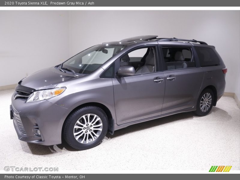 Predawn Gray Mica / Ash 2020 Toyota Sienna XLE
