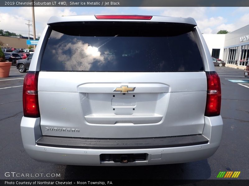 Silver Ice Metallic / Jet Black 2019 Chevrolet Suburban LT 4WD