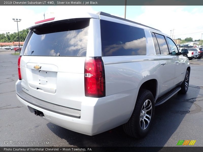 Silver Ice Metallic / Jet Black 2019 Chevrolet Suburban LT 4WD