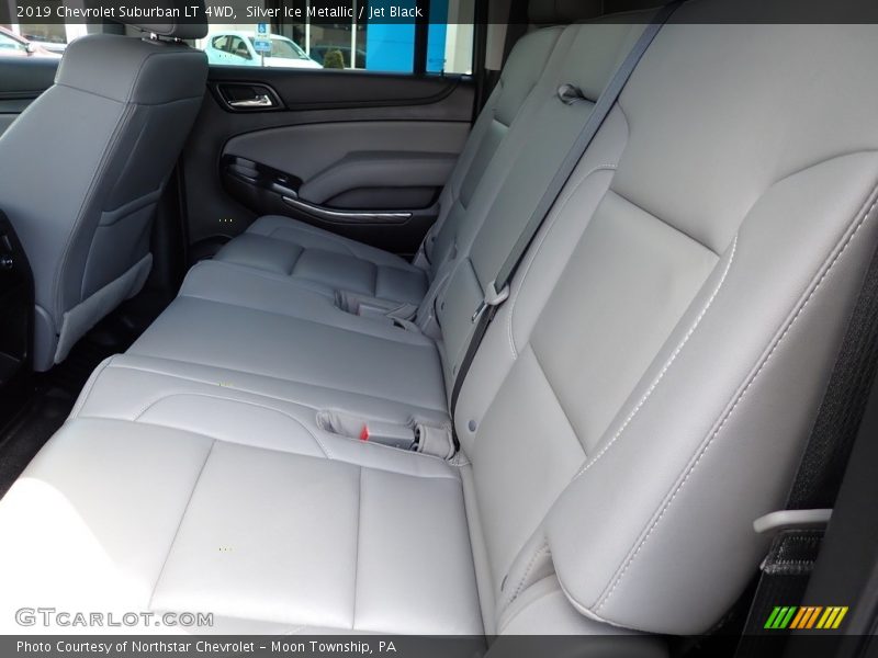Silver Ice Metallic / Jet Black 2019 Chevrolet Suburban LT 4WD