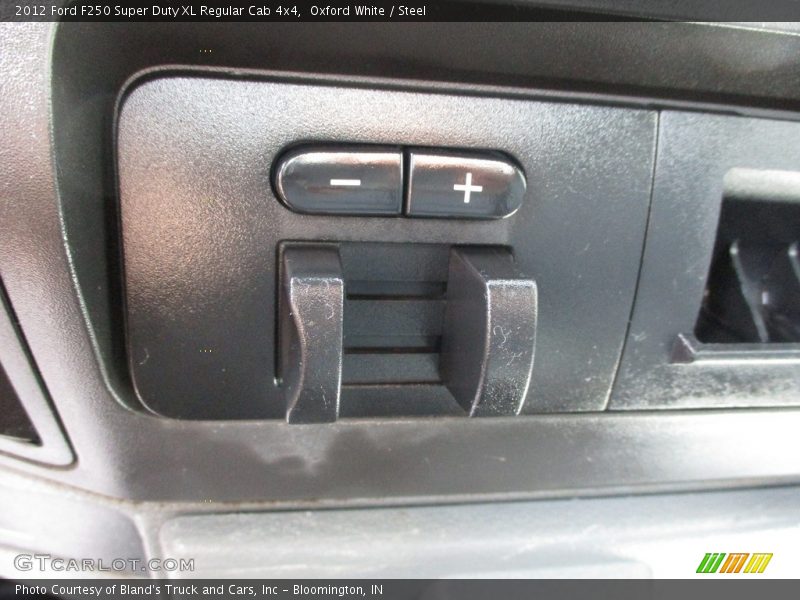 Oxford White / Steel 2012 Ford F250 Super Duty XL Regular Cab 4x4