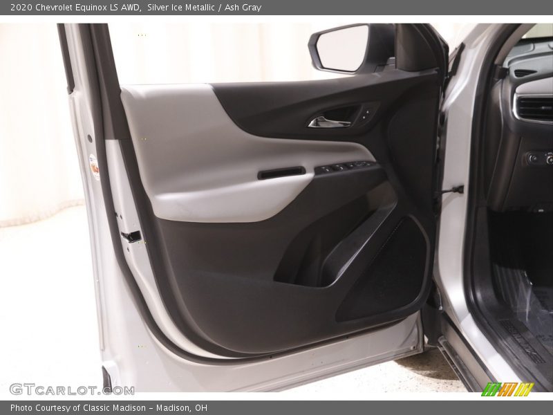 Silver Ice Metallic / Ash Gray 2020 Chevrolet Equinox LS AWD