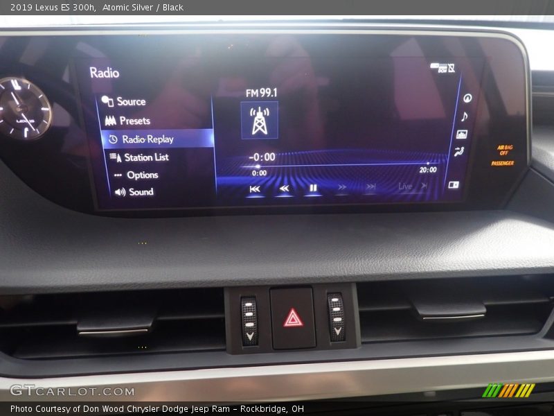 Atomic Silver / Black 2019 Lexus ES 300h