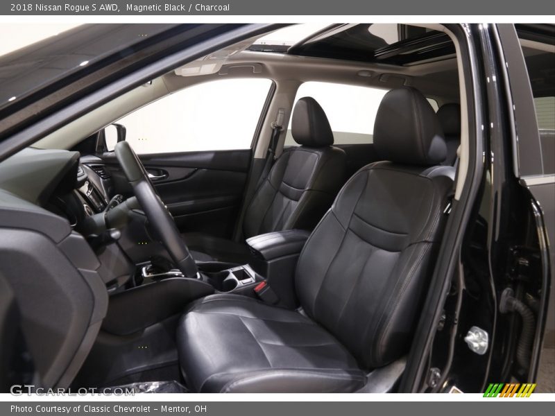 Magnetic Black / Charcoal 2018 Nissan Rogue S AWD
