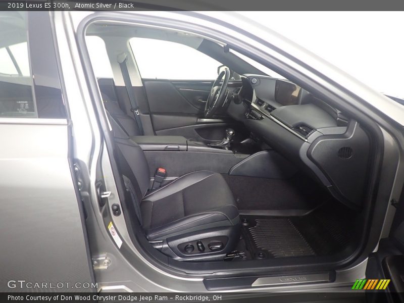 Atomic Silver / Black 2019 Lexus ES 300h