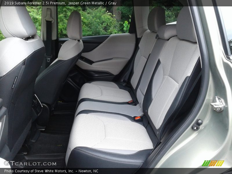 Jasper Green Metallic / Gray 2019 Subaru Forester 2.5i Premium