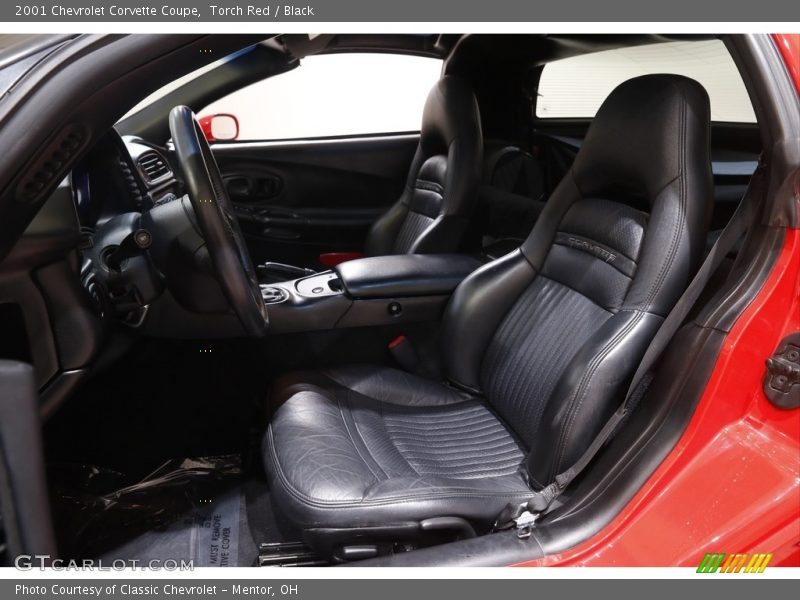 Torch Red / Black 2001 Chevrolet Corvette Coupe