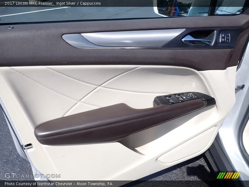 Ingot Silver / Cappuccino 2017 Lincoln MKC Premier