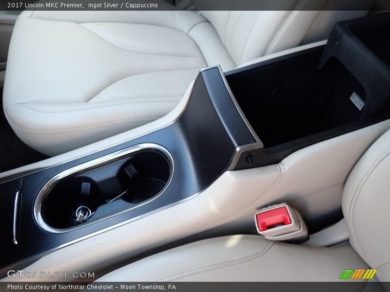 Ingot Silver / Cappuccino 2017 Lincoln MKC Premier