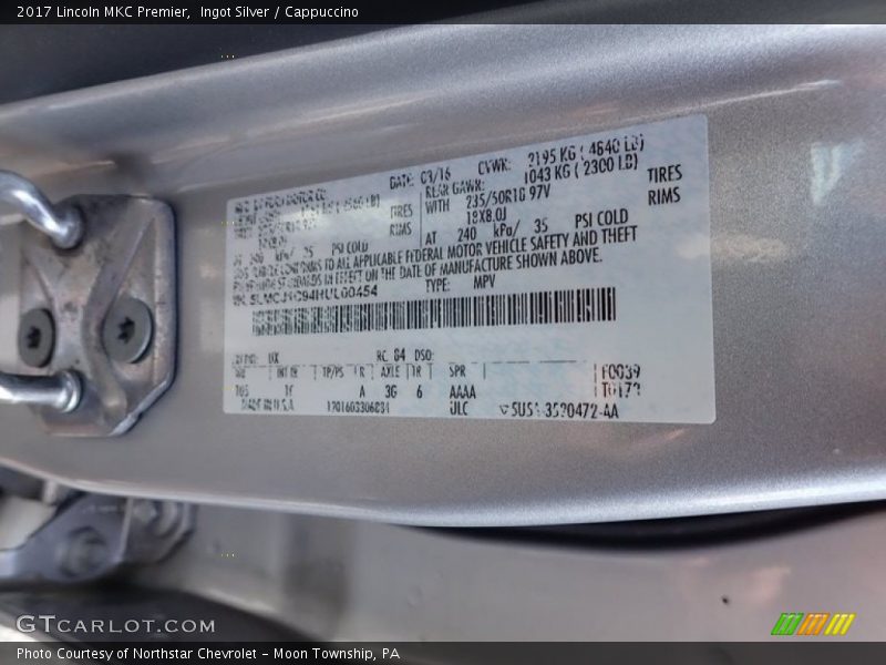 Ingot Silver / Cappuccino 2017 Lincoln MKC Premier