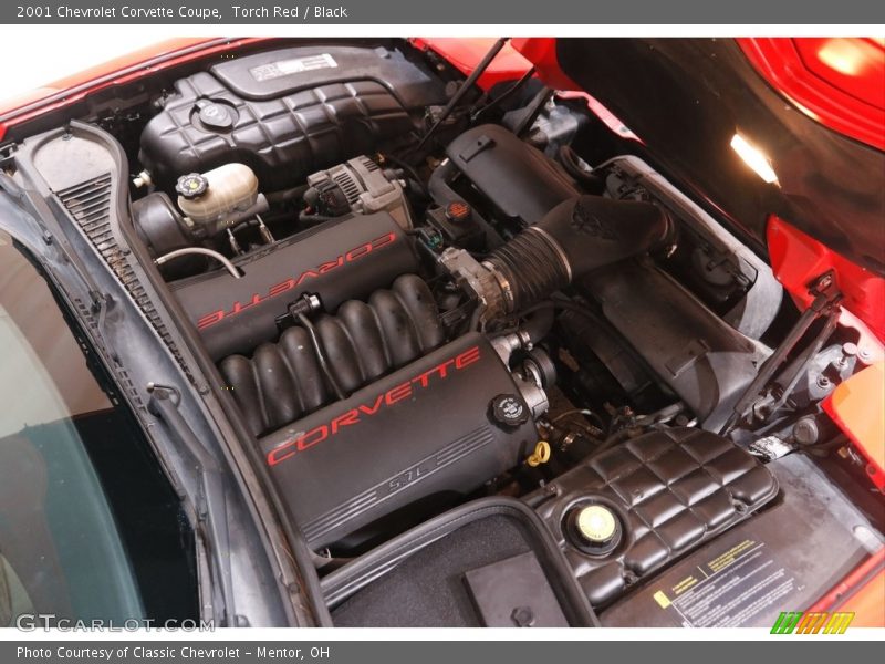 Torch Red / Black 2001 Chevrolet Corvette Coupe