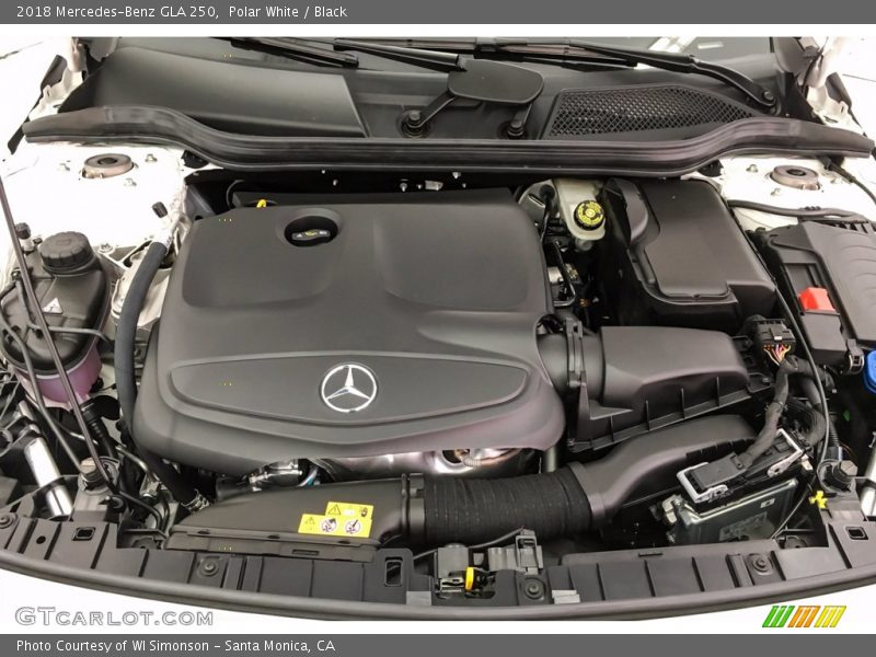 Polar White / Black 2018 Mercedes-Benz GLA 250