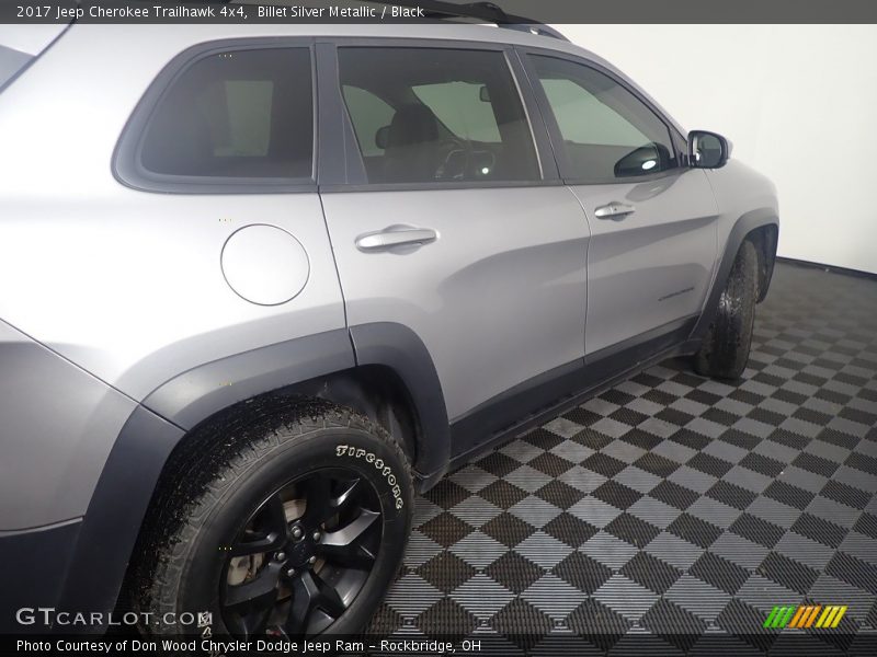 Billet Silver Metallic / Black 2017 Jeep Cherokee Trailhawk 4x4