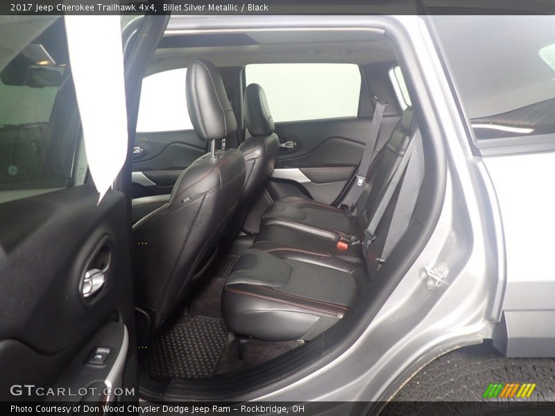Billet Silver Metallic / Black 2017 Jeep Cherokee Trailhawk 4x4