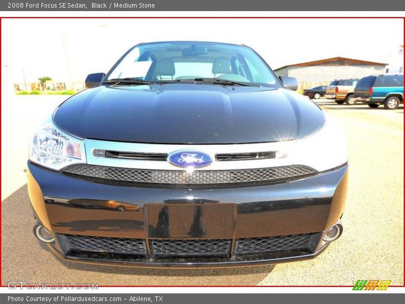 Black / Medium Stone 2008 Ford Focus SE Sedan