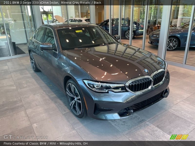 Mineral Gray Metallic / Black 2021 BMW 3 Series 330i xDrive Sedan