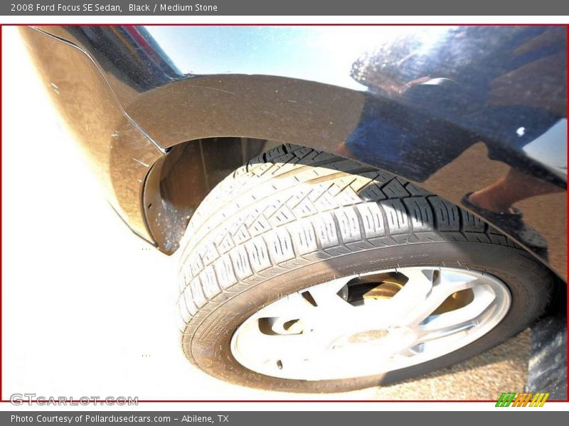 Black / Medium Stone 2008 Ford Focus SE Sedan