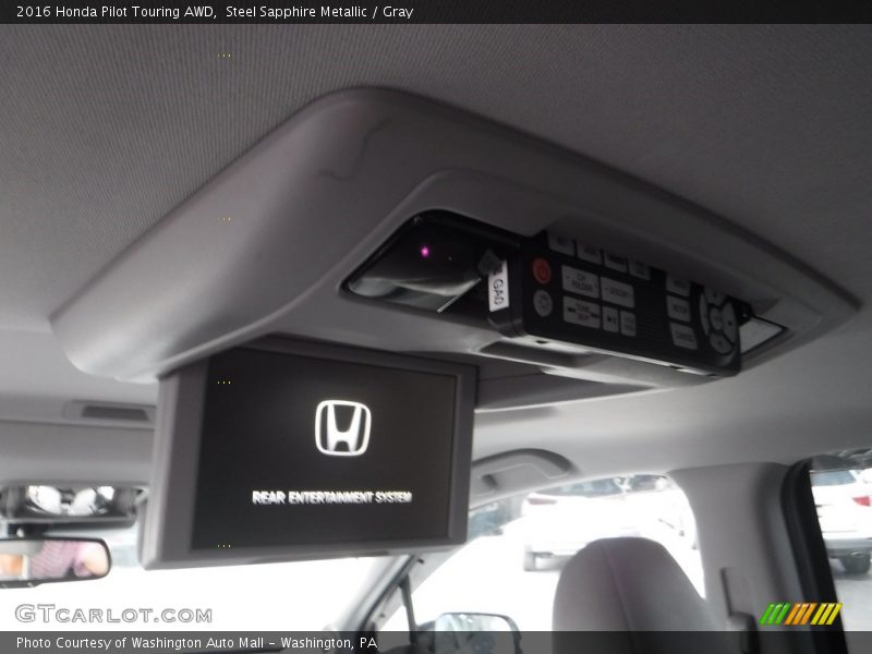 Entertainment System of 2016 Pilot Touring AWD