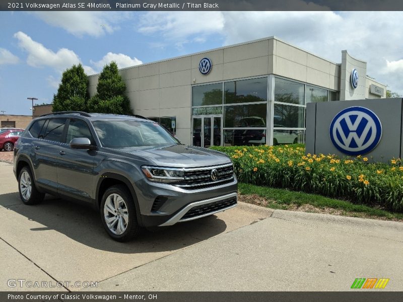 Front 3/4 View of 2021 Atlas SE 4Motion