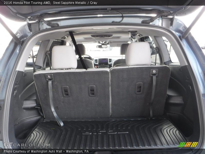  2016 Pilot Touring AWD Trunk