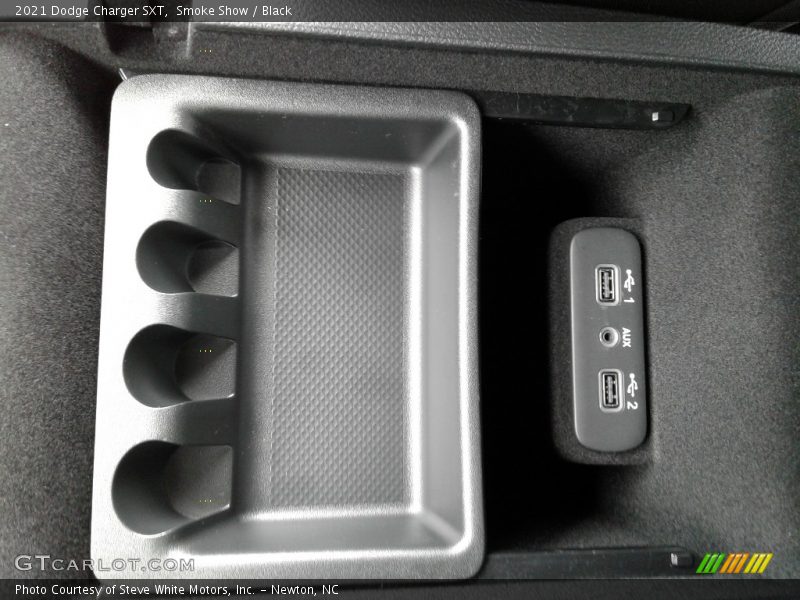 Smoke Show / Black 2021 Dodge Charger SXT
