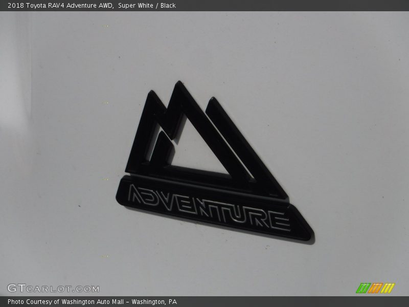 Super White / Black 2018 Toyota RAV4 Adventure AWD