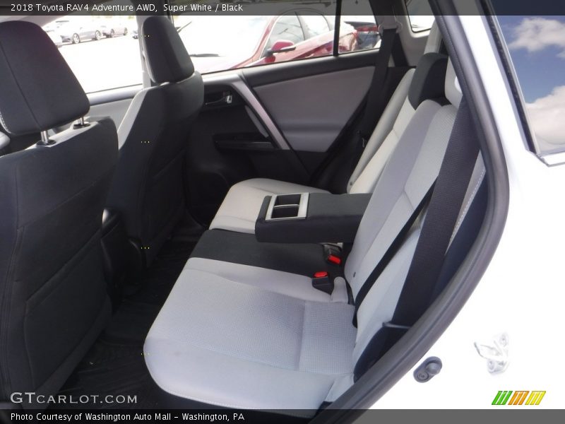 Super White / Black 2018 Toyota RAV4 Adventure AWD
