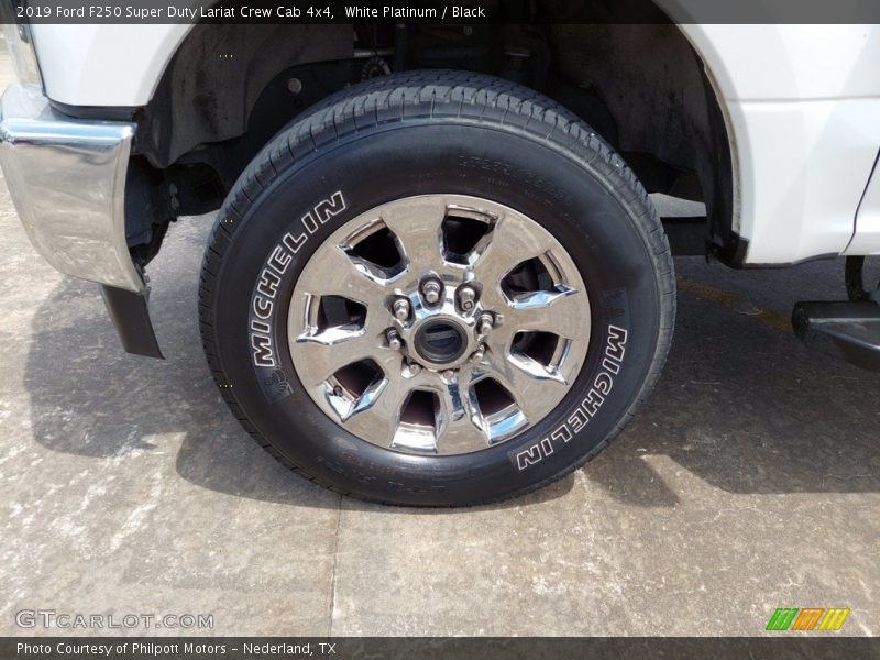 White Platinum / Black 2019 Ford F250 Super Duty Lariat Crew Cab 4x4