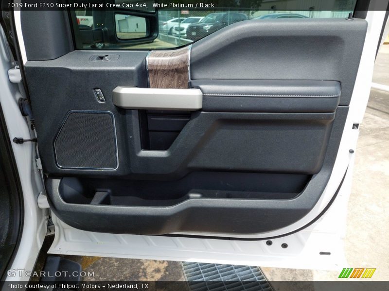 White Platinum / Black 2019 Ford F250 Super Duty Lariat Crew Cab 4x4