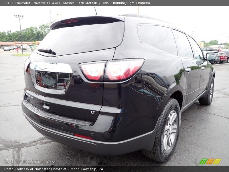 Mosaic Black Metallic / Dark Titanium/Light Titanium 2017 Chevrolet Traverse LT AWD