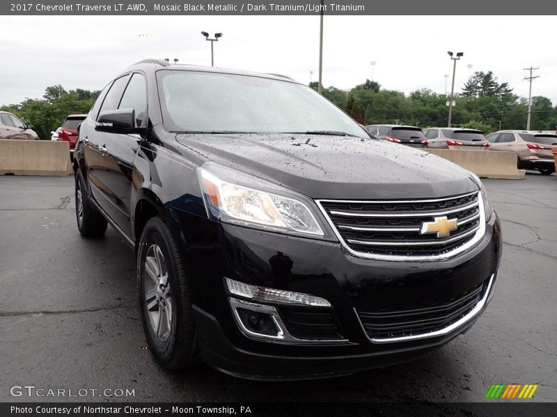 Mosaic Black Metallic / Dark Titanium/Light Titanium 2017 Chevrolet Traverse LT AWD