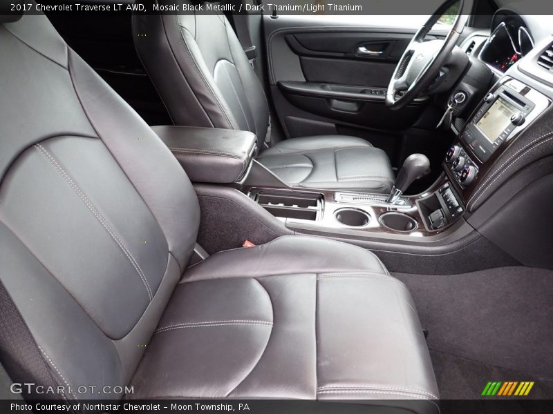 Mosaic Black Metallic / Dark Titanium/Light Titanium 2017 Chevrolet Traverse LT AWD